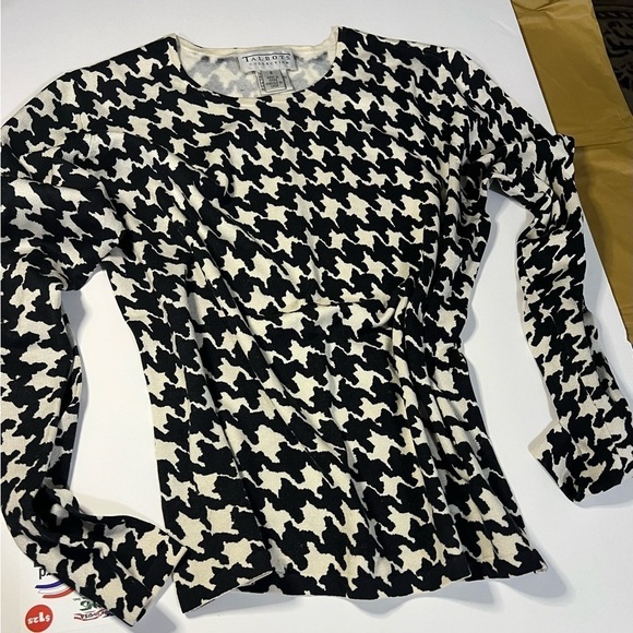 Talbots Houndstooth Jacquard Top – Size 8 (Pre-Owned, Good Condition) - Picture 2 of 9